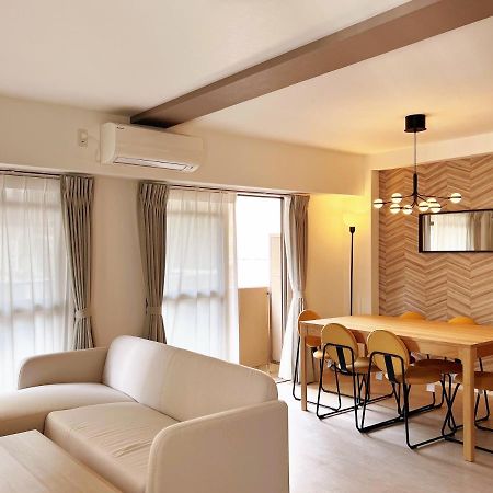 Dio Higashi Shinsaibashi Apartman Oszaka Kültér fotó